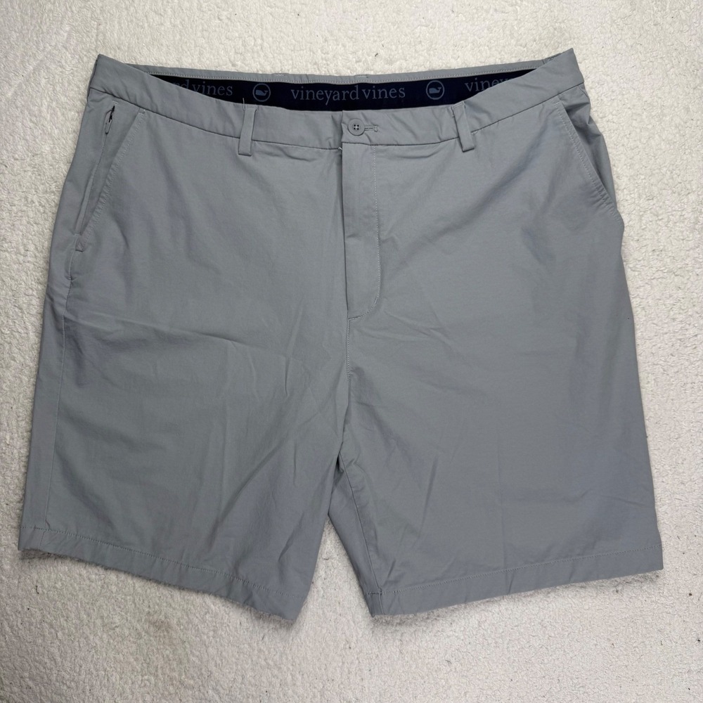 Vineyard Vines On The Go Shorts Mens Size 40 Gray Stretch Golf Performance